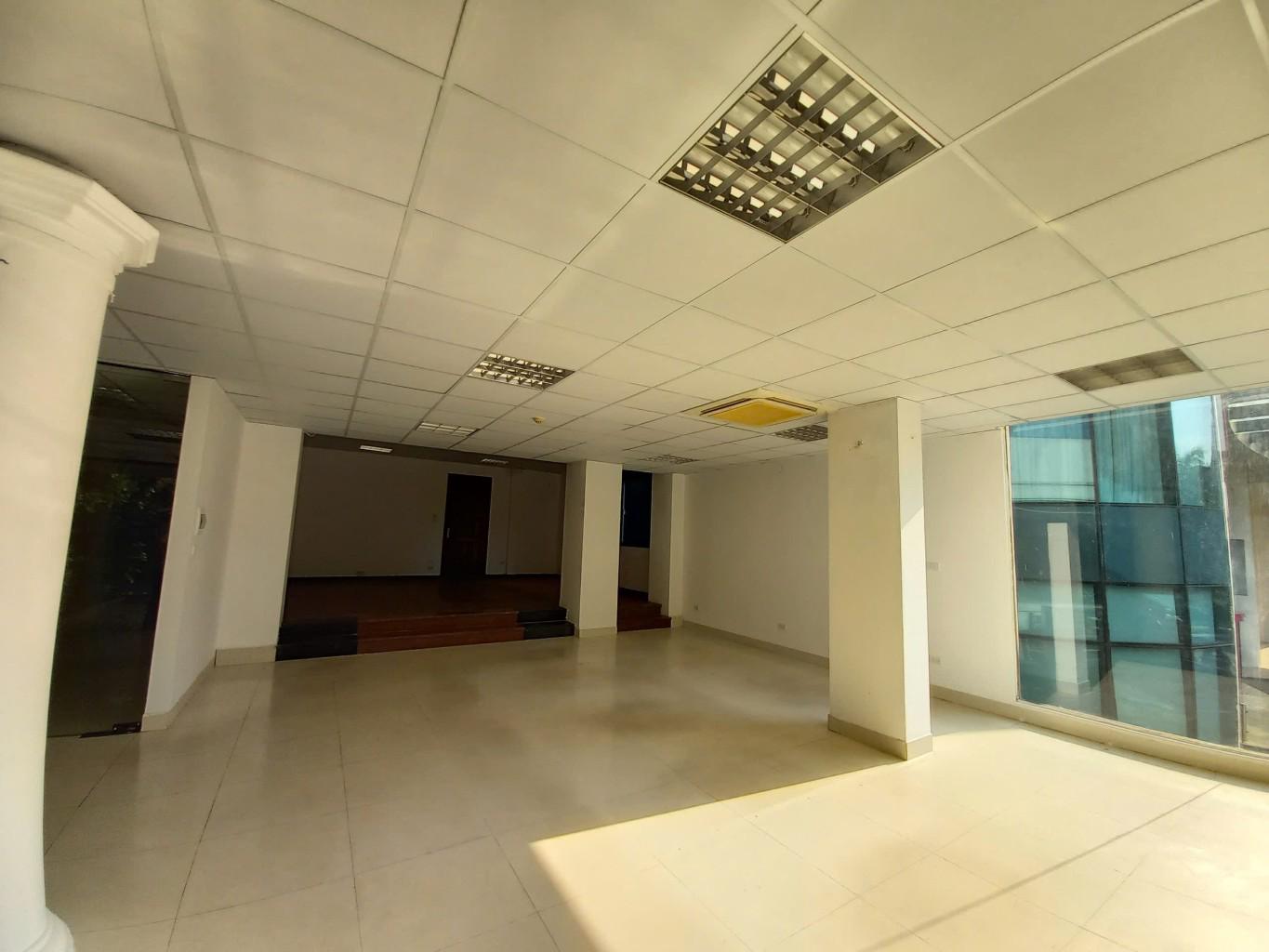 TÒA NHÀ VĂN PHÒNG 10 TÂNG - MẶT TIỀN KHỦNG - 3 MẶT THOÁNG - VỊ TRÍ CỰC ĐỈNH