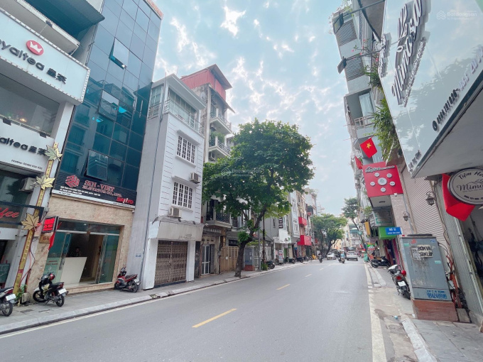 BÁN TOÀ NHÀ VĂN PHÒNG - 8 TẦNG THANG MÁY - MỚI HOÀN THIỆN - CHỜ CHỦ MỚI