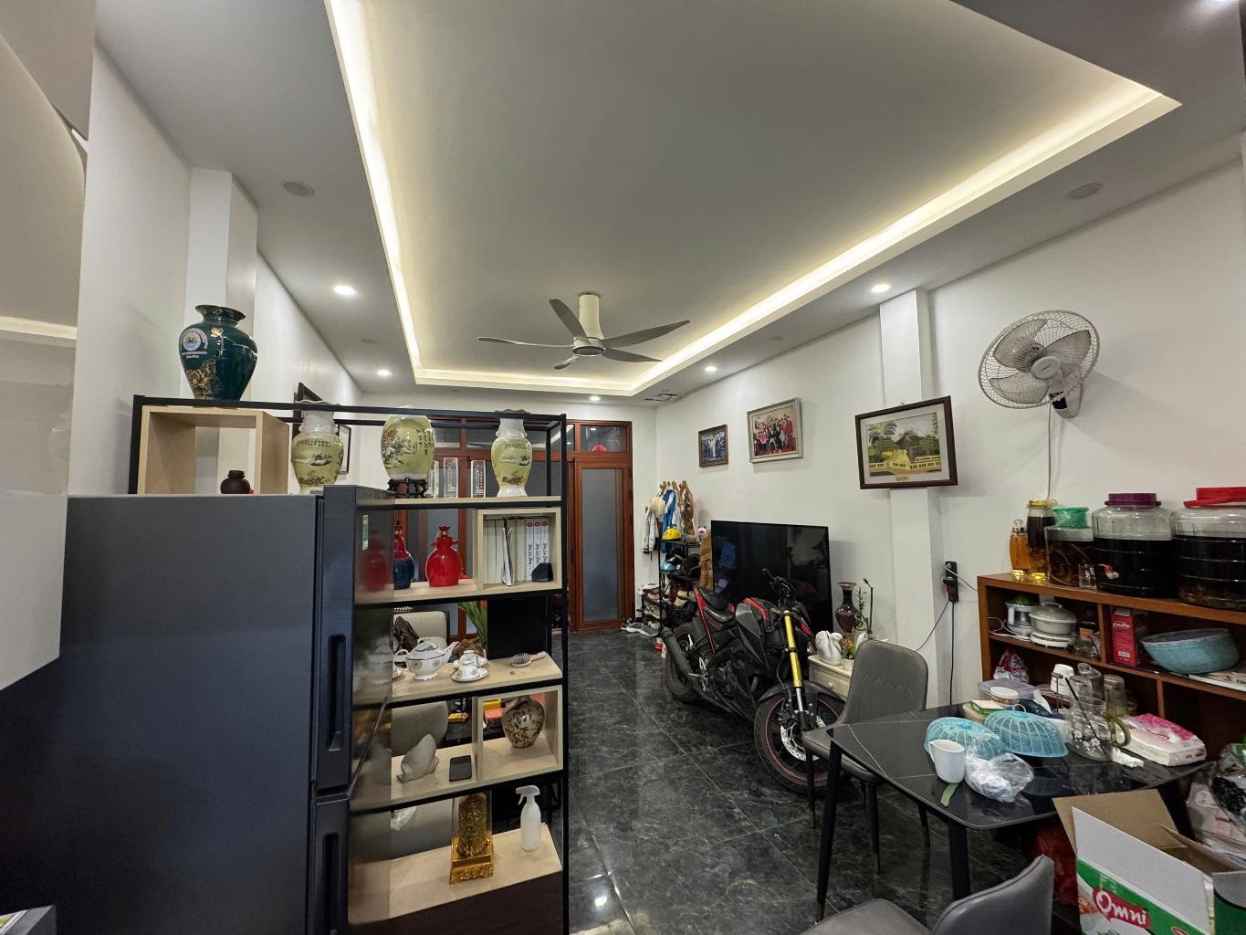 BÁN 2 CĂN 1 SỔ - LÔ GÓC - DÂN XÂY ĐẸP - THỬA ĐẤT ĐẸP - SẴN SÀNG GIAO DỊCH