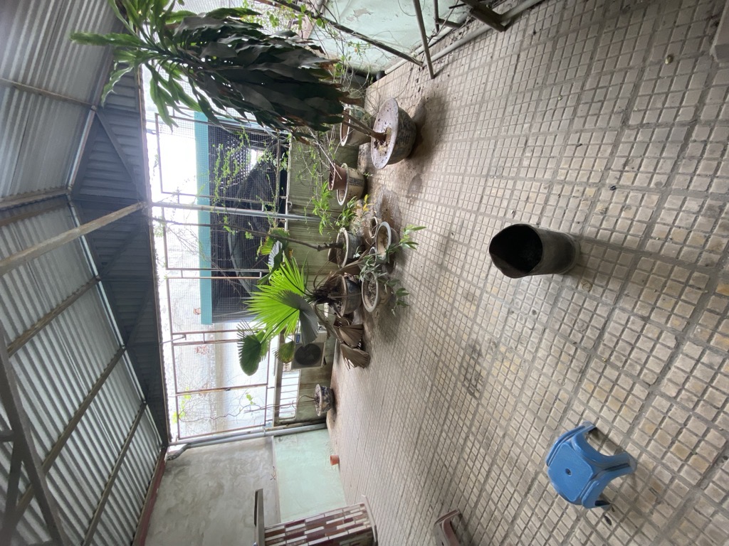 BÁN ĐẤT TẶNG NHÀ PHỐ ĐỘI CẤN - SAU MỘT NHÀ RA MẶT PHỐ - 4 CHỖ ĐỔ CỬA