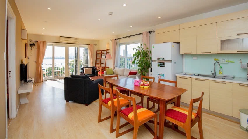 TÒA NHÀ ĐẲNG CẤP MẶT HỒ TÂY - VỊ TRÍ ĐẮC ĐỊA - DÒNG TIỀN KHỦNG - 1 MẶT TÔ NGỌC VÂN, 1 MẶT HỒ TÂY