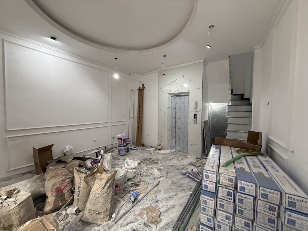 NGÕ NÔNG - NHÀ MỚI - NỘI THẤT ĐẸP - MẶT TIỀN RỘNG - THANG MÁY - PHÂN KHÚC CỰC NHIỀU KHÁCH