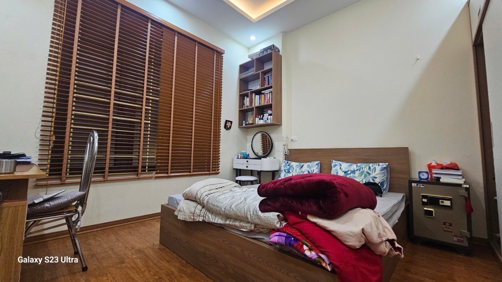 BÁN NHÀ MẶT NGÕ NÔNG - THẲNG - GẦN PHỐ - SAU 7 NHÀ RA MẶT PHỐ