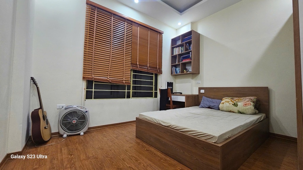 BÁN NHÀ MẶT NGÕ NÔNG - THẲNG - GẦN PHỐ - SAU 7 NHÀ RA MẶT PHỐ