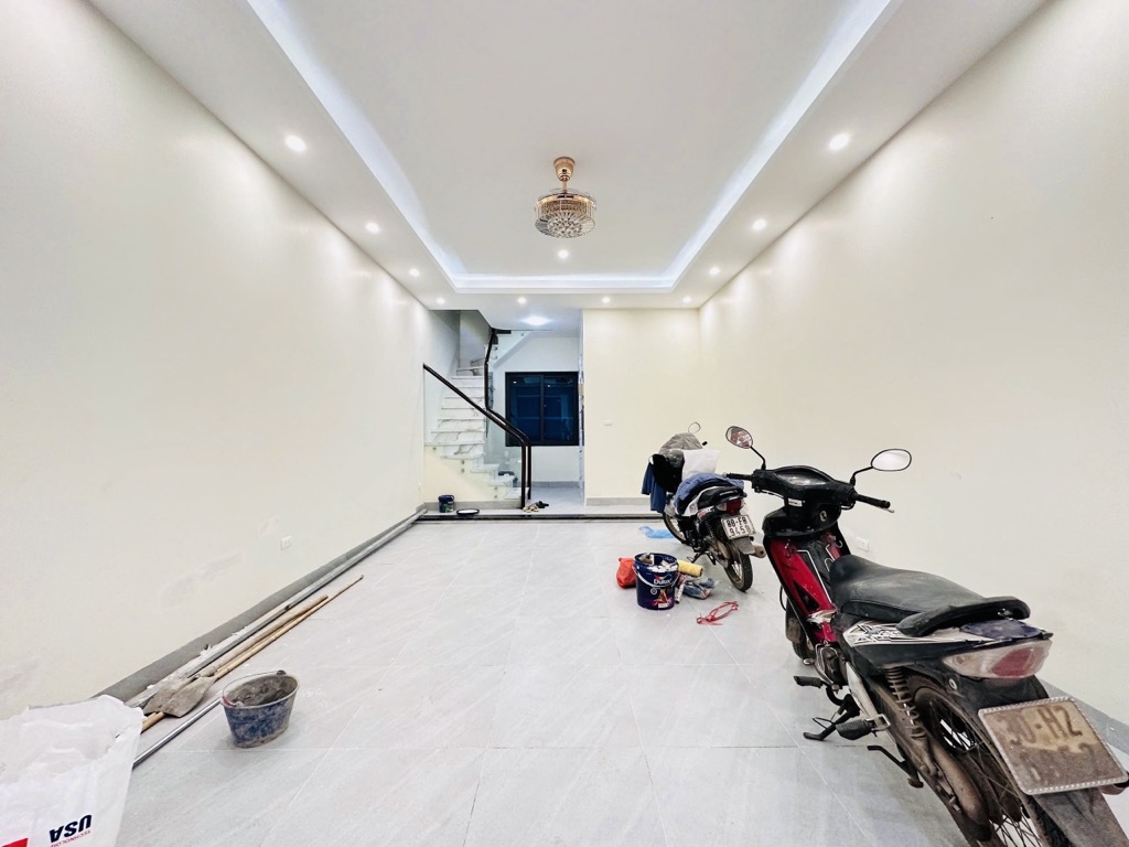 SIÊU PHẨM 6 TẦNG THANG MÁY - 2 THOÁNG - Ở KẾT HỢP KINH DOANH VĂN PHÒNG - Ô TÔ 7 CHỖ CẤT TRONG NHÀ