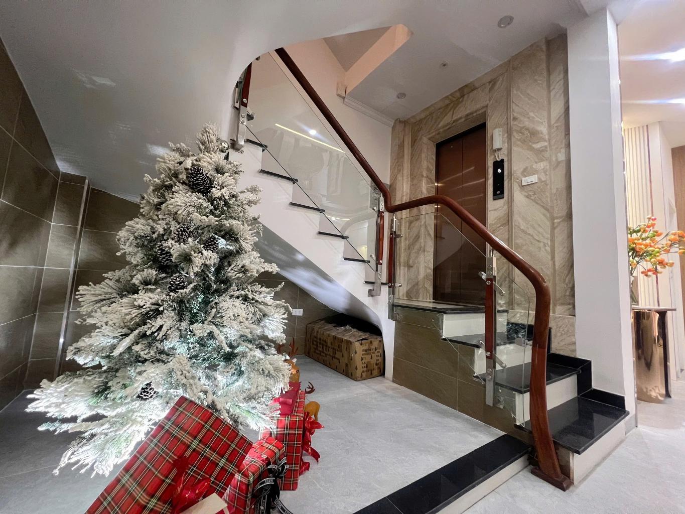 NHÀ RIÊNG 3 MẶT THOÁNG VĨNH VIỄN - 6 TẦNG THANG MÁY - THIẾT KẾ ĐẲNG CẤP - NỞ HẬU - CÁCH Ô TÔ 30M