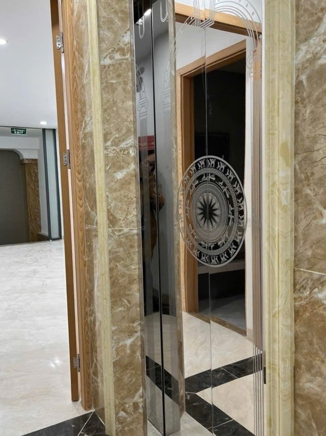 TOÀ NHÀ VĂN PHÒNG  KẾT HỢP CĂN HỘ DỊCH VỤ - 8 NỔI 1 HẦM - MỚI ĐẸP - CHỦ XÂY TÂM HUYẾT 