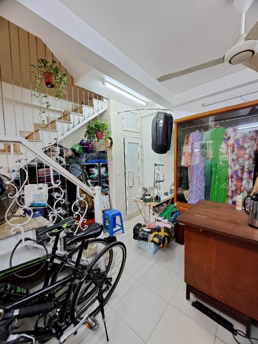 NHÀ ĐẸP Ở LUÔN - Ô TÔ CÁCH 10M - LÔ GÓC 2 THOÁNG - GẦN CHỢ, TRƯỜNG