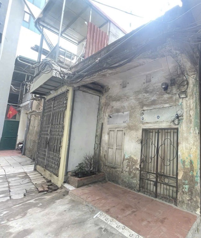  BÁN NHÀ CẤP 4 ĐƯỜNG BƯỞI - SAU 10M, 2 NHÀ RA MẶT PHỐ - HÌNH THỬA VUÔNG VỨC