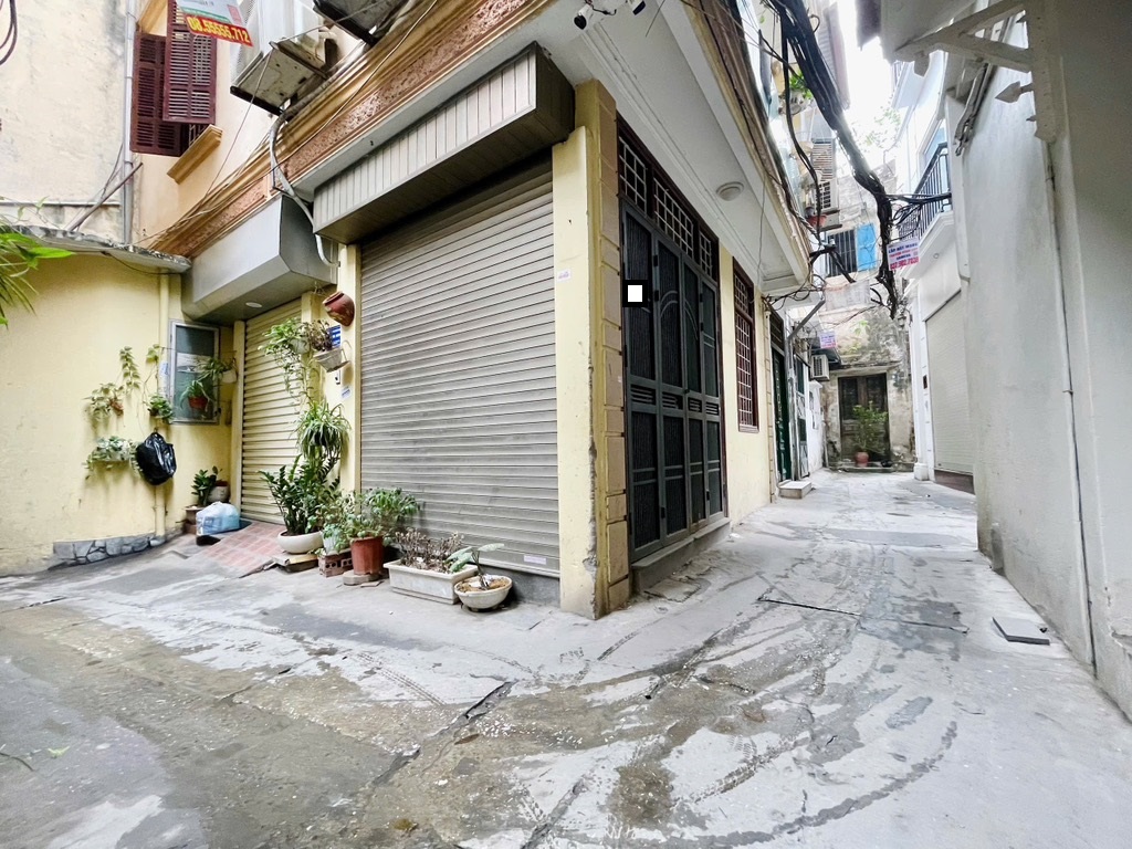 BÁN MẢNH ĐẤT HAI MẶT TIỀN - NGÕ RỘNG THOÁNG - GẦN PHỐ - AN NINH - AN SINH ĐỈNH