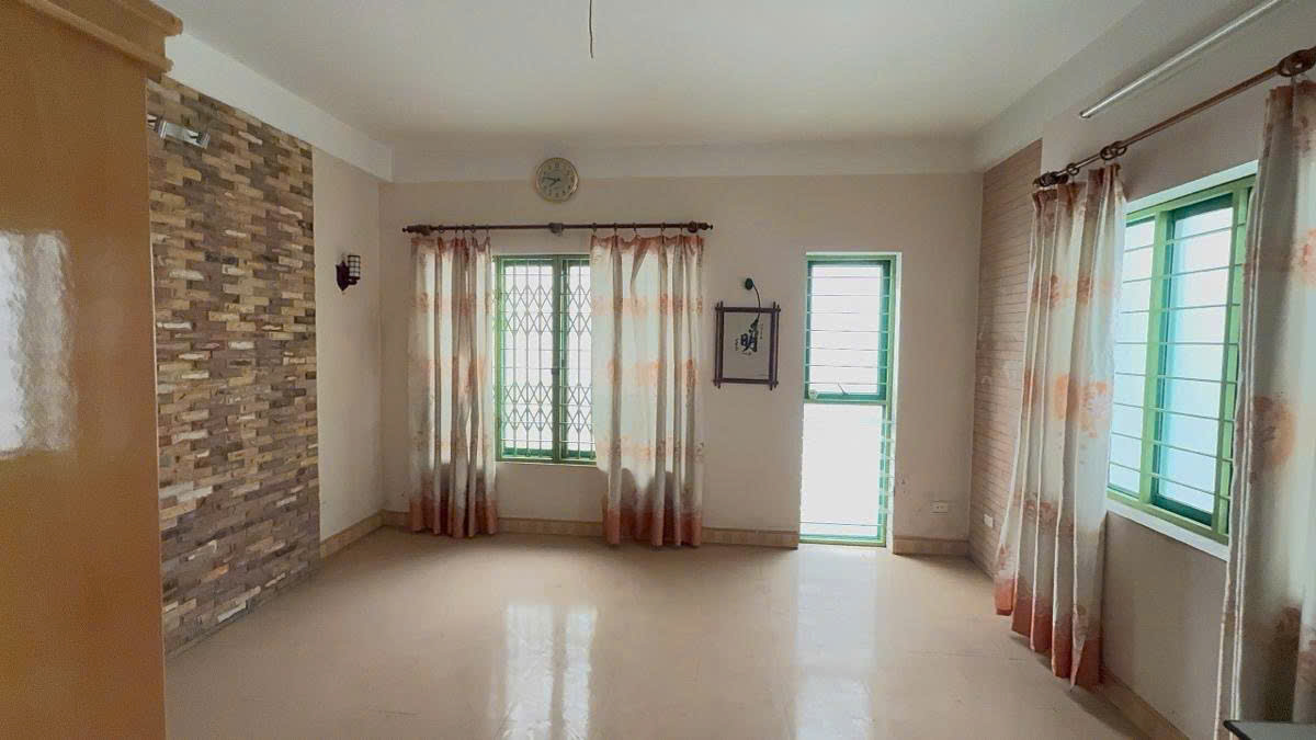 NHÀ ĐẸP PHỐ ĐỘI CẤN - NGÕ TRƯỚC NHÀ 3M - MẶT TIỀN 5.3M - CẠNH CHỢ CỐNG VỊ - 30M RA Ô TÔ