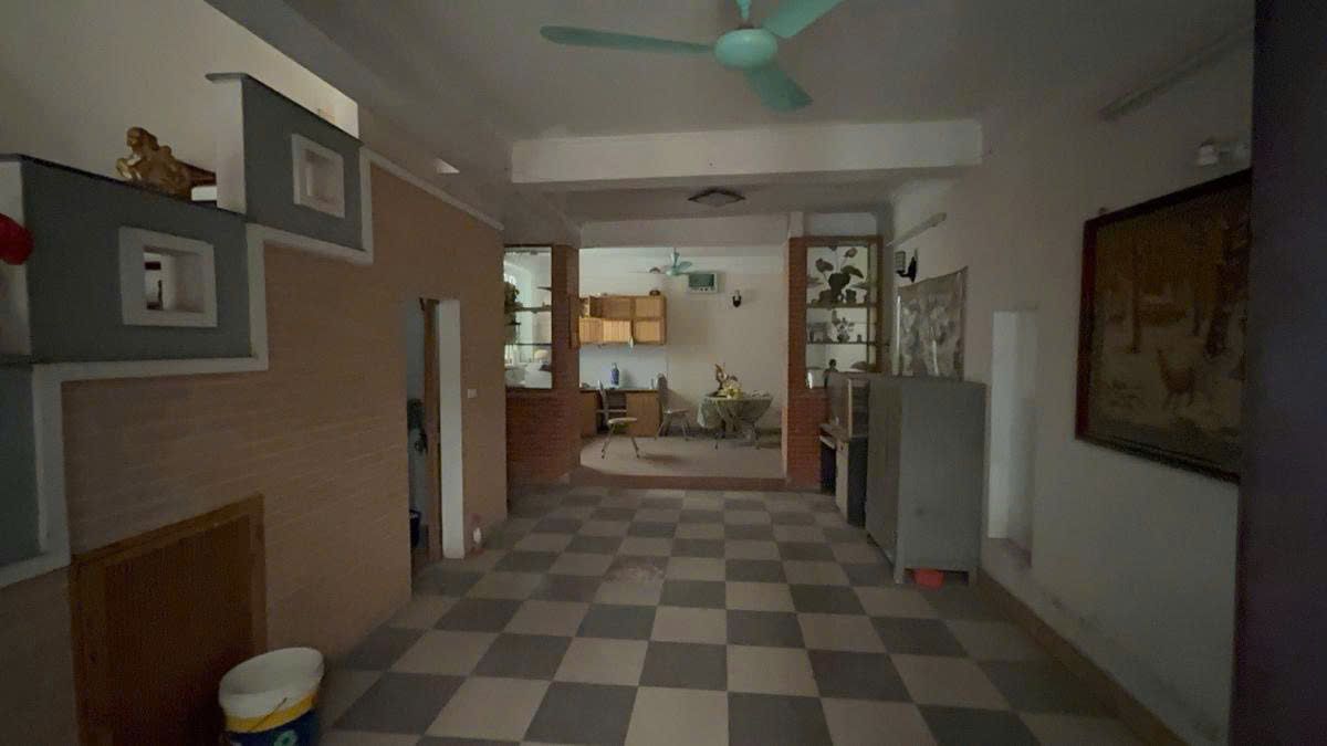 NHÀ ĐẸP PHỐ ĐỘI CẤN - NGÕ TRƯỚC NHÀ 3M - MẶT TIỀN 5.3M - CẠNH CHỢ CỐNG VỊ - 30M RA Ô TÔ