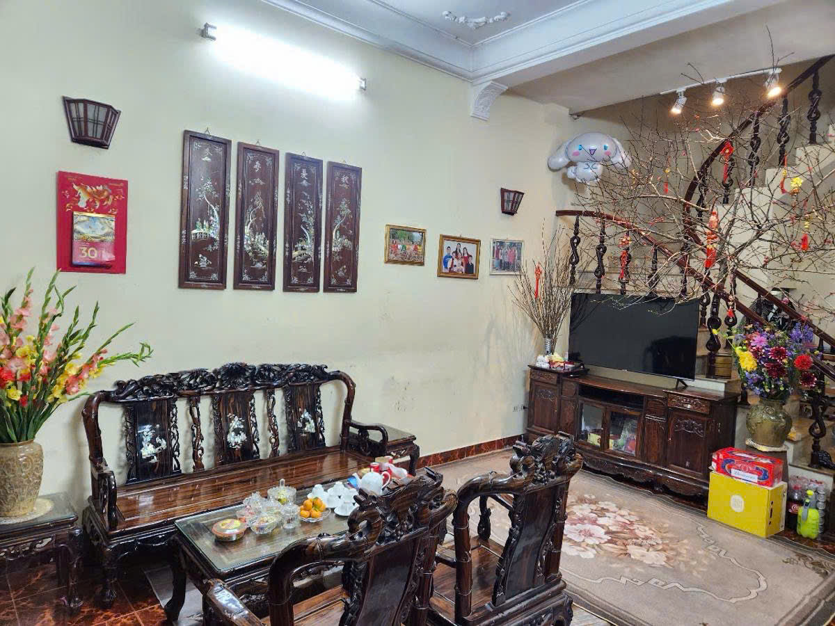 NHÀ RIÊNG VĨNH PHÚC - NGÕ XE BA GÁC - 25M RA Ô TÔ - KHU DÂN TRÍ CAO - ĐẦY ĐỦ TIỆN ÍCH