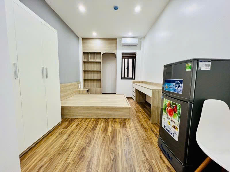 GẦN PHỐ - GẦN Ô TÔ - 2 MẶT THOÁNG - NGÕ THÔNG - KINH DOANH SẦM UẤT - SỔ PHÂN LÔ - TOÀ CCMN 7 TẦNG THANG MÁY