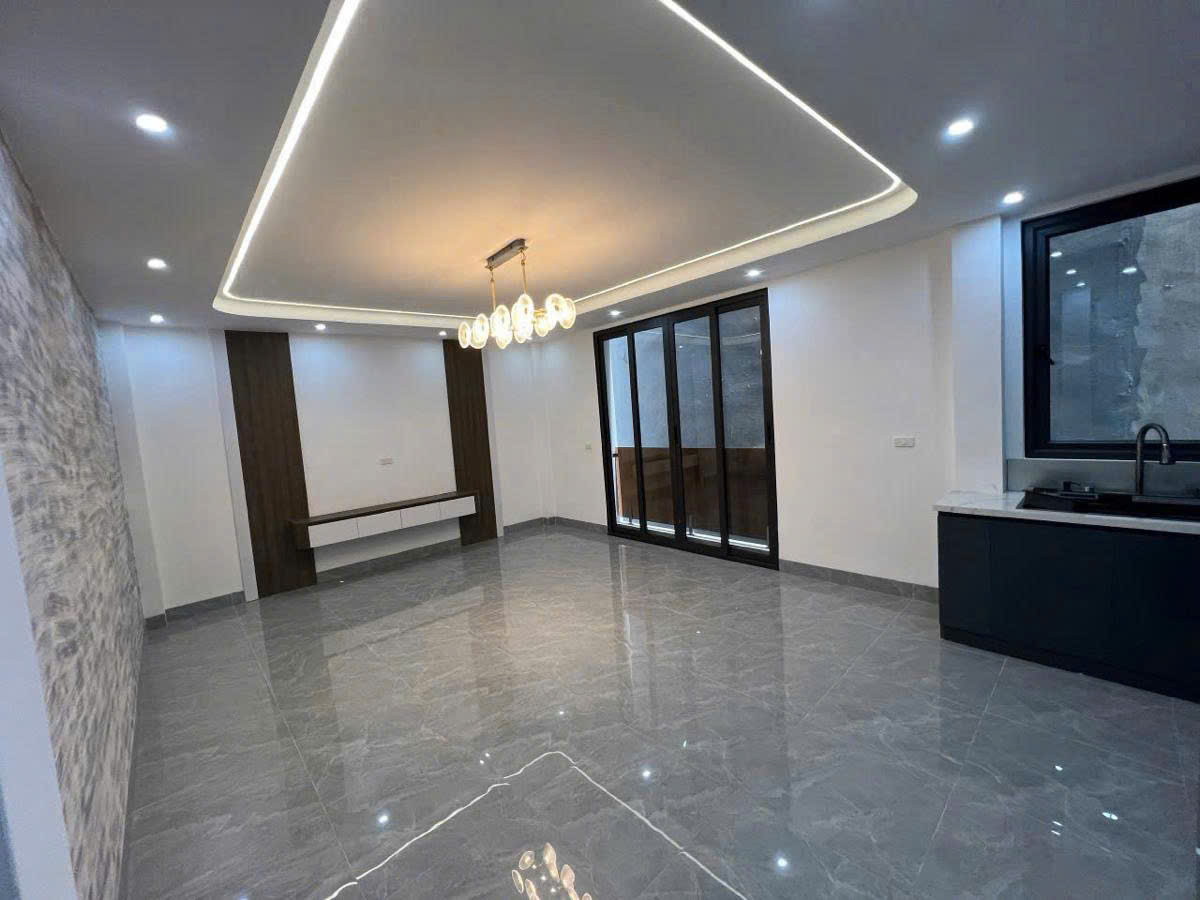 TOÀ CCMN 7 TẦNGTHANG MÁY - MẶT TIỀN 10M - 10 CĂN HỘ STUDIO FULL NỘI THẤT - DOANH THU 90 TRIỆU/ THÁNG - SỔ VUÔNG