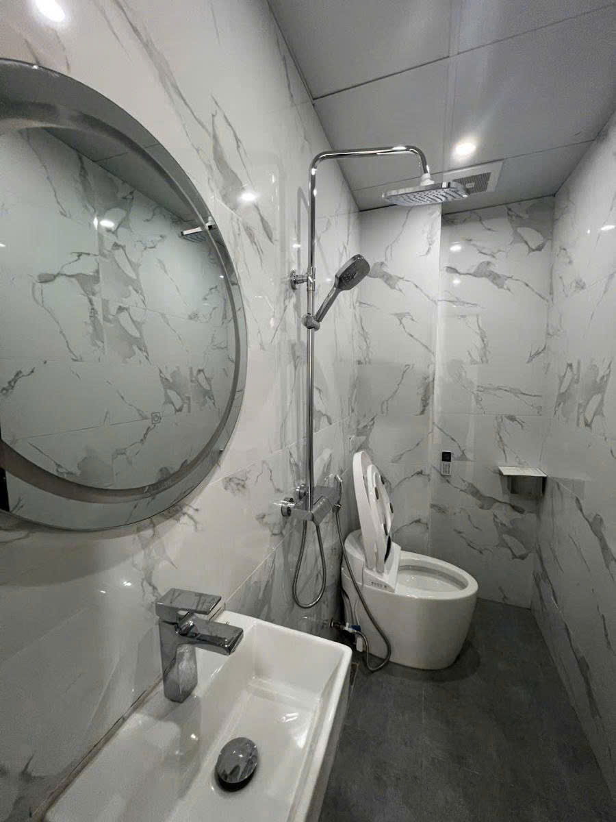 TOÀ CCMN 7 TẦNGTHANG MÁY - MẶT TIỀN 10M - 10 CĂN HỘ STUDIO FULL NỘI THẤT - DOANH THU 90 TRIỆU/ THÁNG - SỔ VUÔNG