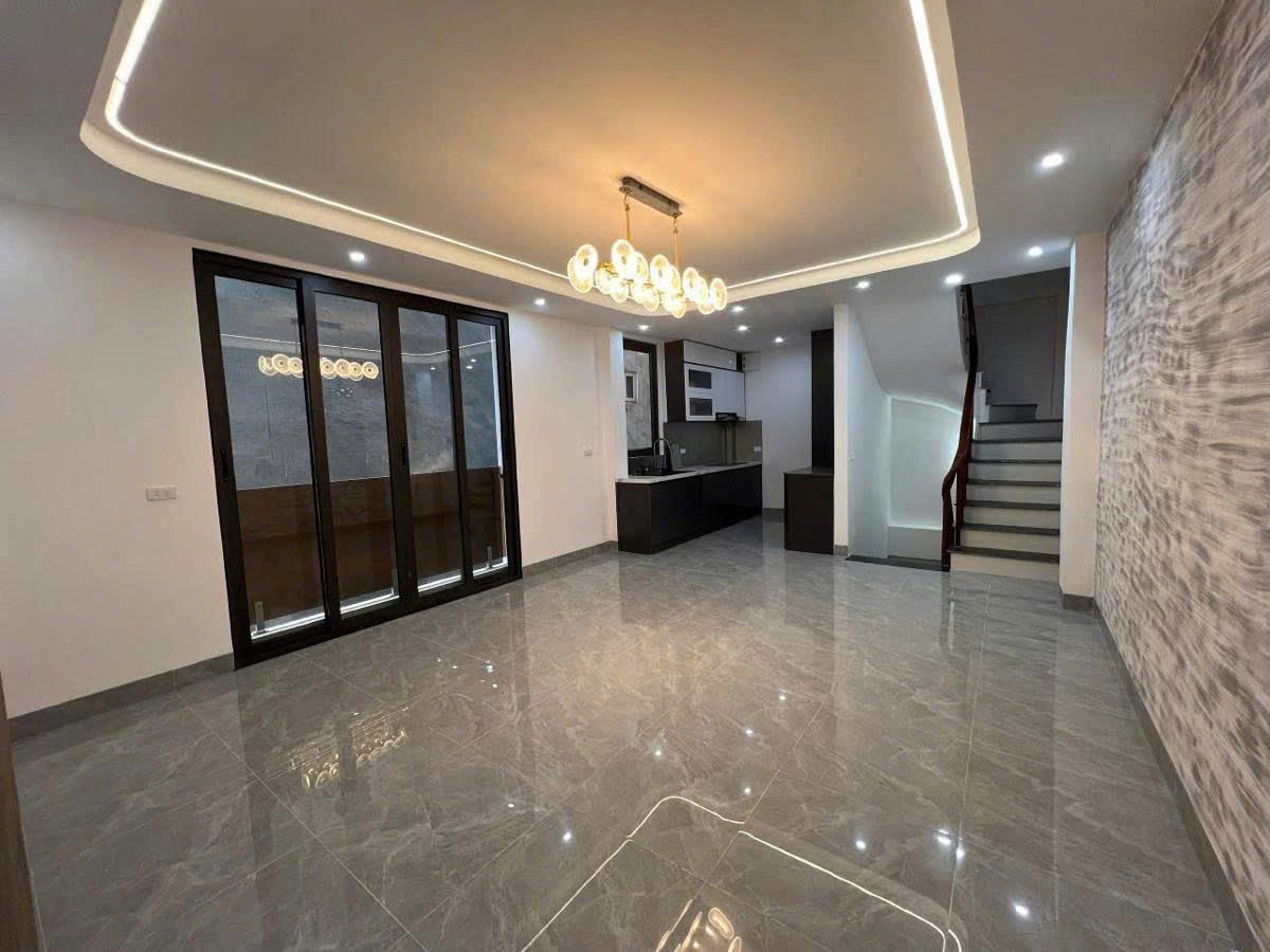 TOÀ CCMN 7 TẦNGTHANG MÁY - MẶT TIỀN 10M - 10 CĂN HỘ STUDIO FULL NỘI THẤT - DOANH THU 90 TRIỆU/ THÁNG - SỔ VUÔNG