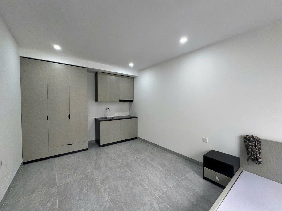 TOÀ CCMN XÂY MỚI 7 TẦNG THANG MÁY - CÁCH PHỐ 30M - PCCC, GPXD ĐẦY ĐỦ - 10 CĂN HỘ FULL NỘI THẤT - DOANH THU 60 TRIỆU/THÁNG