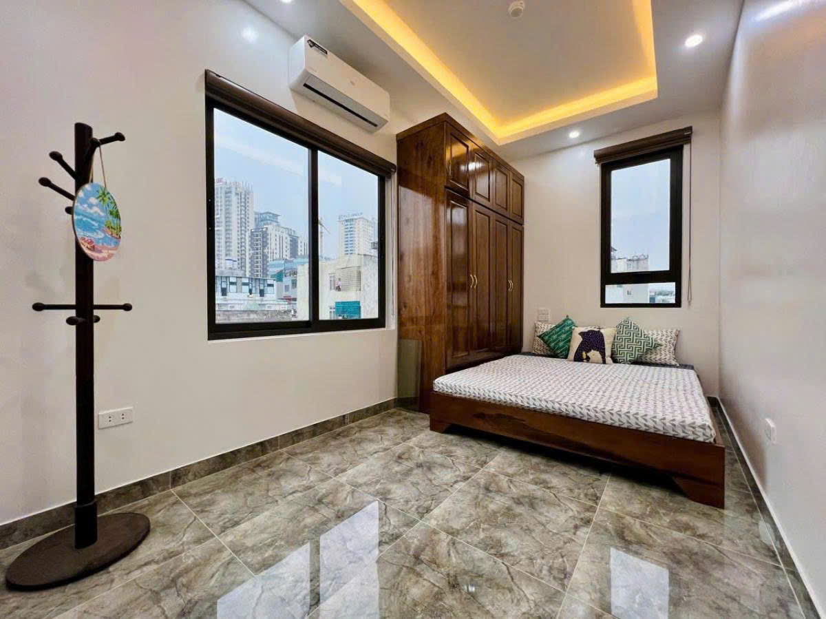 TOÀ CHDV XÂY MỚI 7 TẦNG THANG MÁY - CÁCH PHỐ 30M - 10 CĂN HỘ FULL NỘI THẤT - DOANH THU 60 TRIỆU/THÁNG