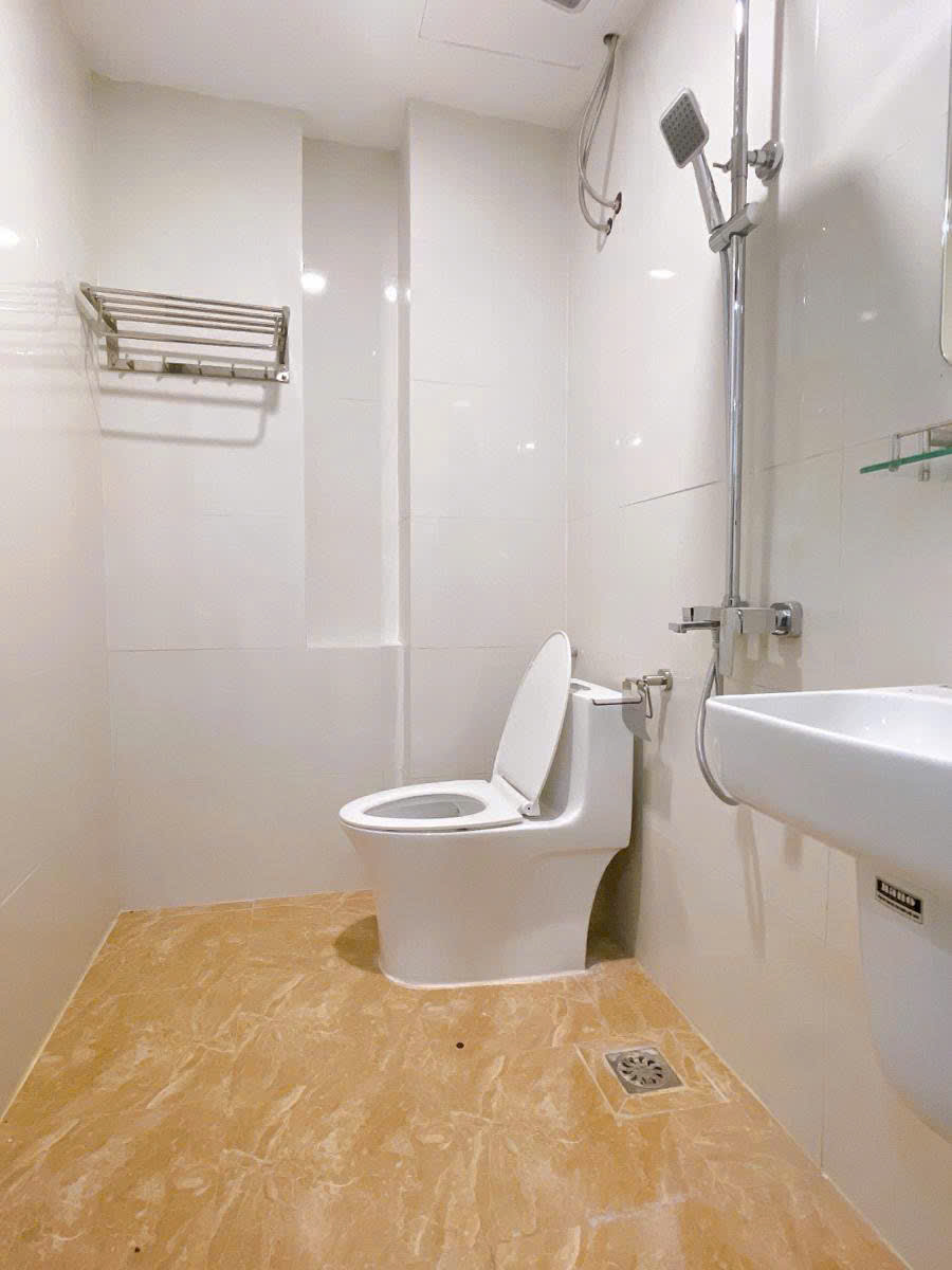 SIÊU PHẨM CCMN 7 TẦNG THANG MÁY MỚI KOONG - 11 PHÒNG KHÉP KÍN - ĐẦY ĐỦ PCCC - FULL NỘI THẤT XỊN - DÒNG TIỀN 70TR/ THÁNG