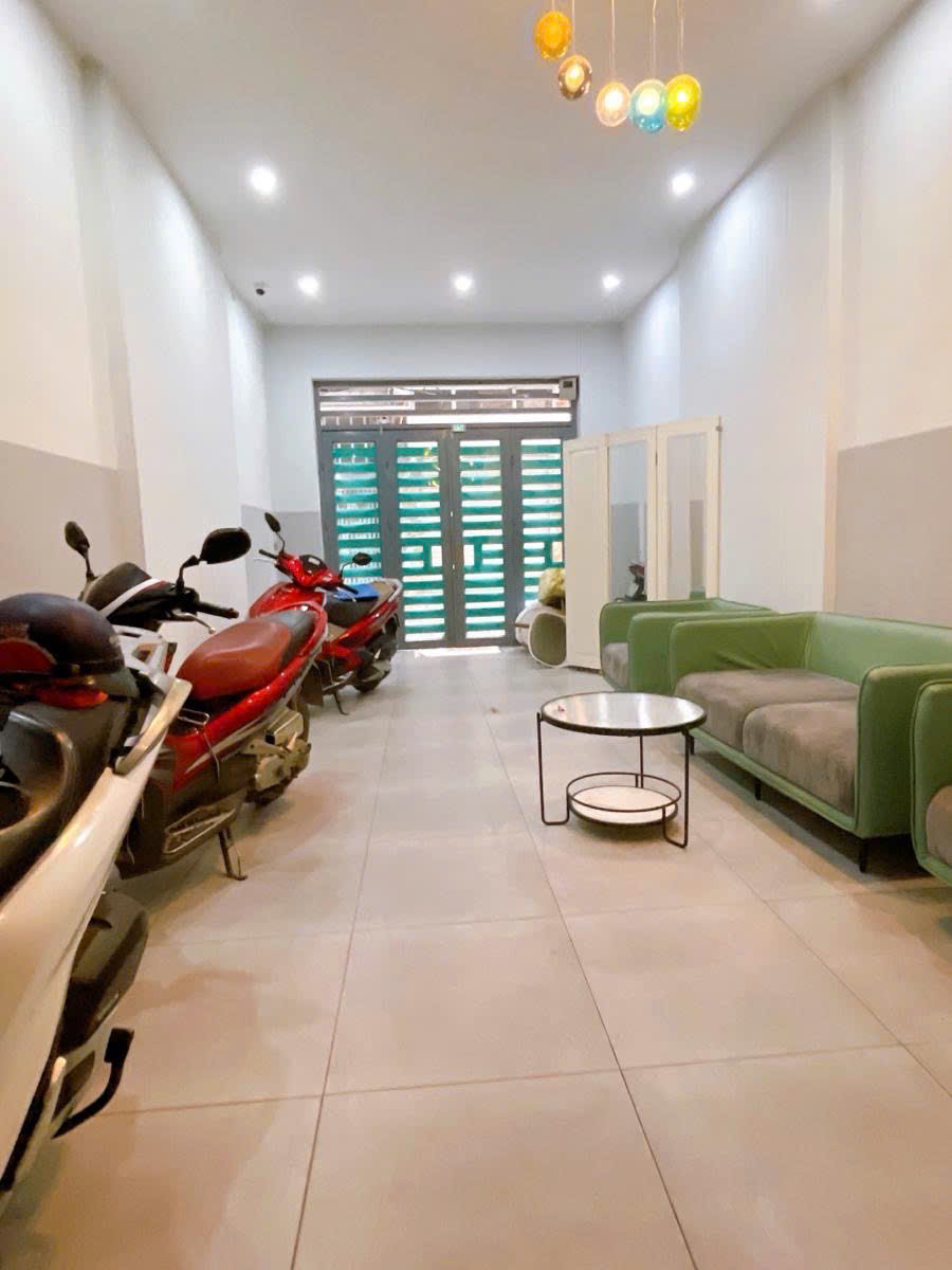 SIÊU PHẨM CHDV 7 TẦNG THANG MÁY - 10 PHÒNG KHÉP KÍN - DÒNG TIỀN 60TR/ THÁNG - Ô TÔ TRÁNH CÁCH 20M - NGÕ THÔNG