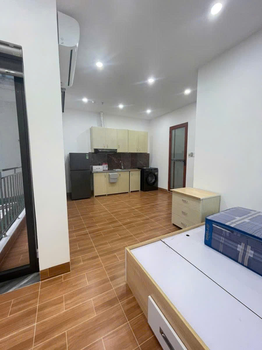 BÁN CHDV 5 TẦNG THANG MÁY - 8 PHÒNG RỘNG DÒNG TIỀN 50 TRIỆU/THÁNG - KHU PHÂN LÔ - 30M RA MẶT PHỐ