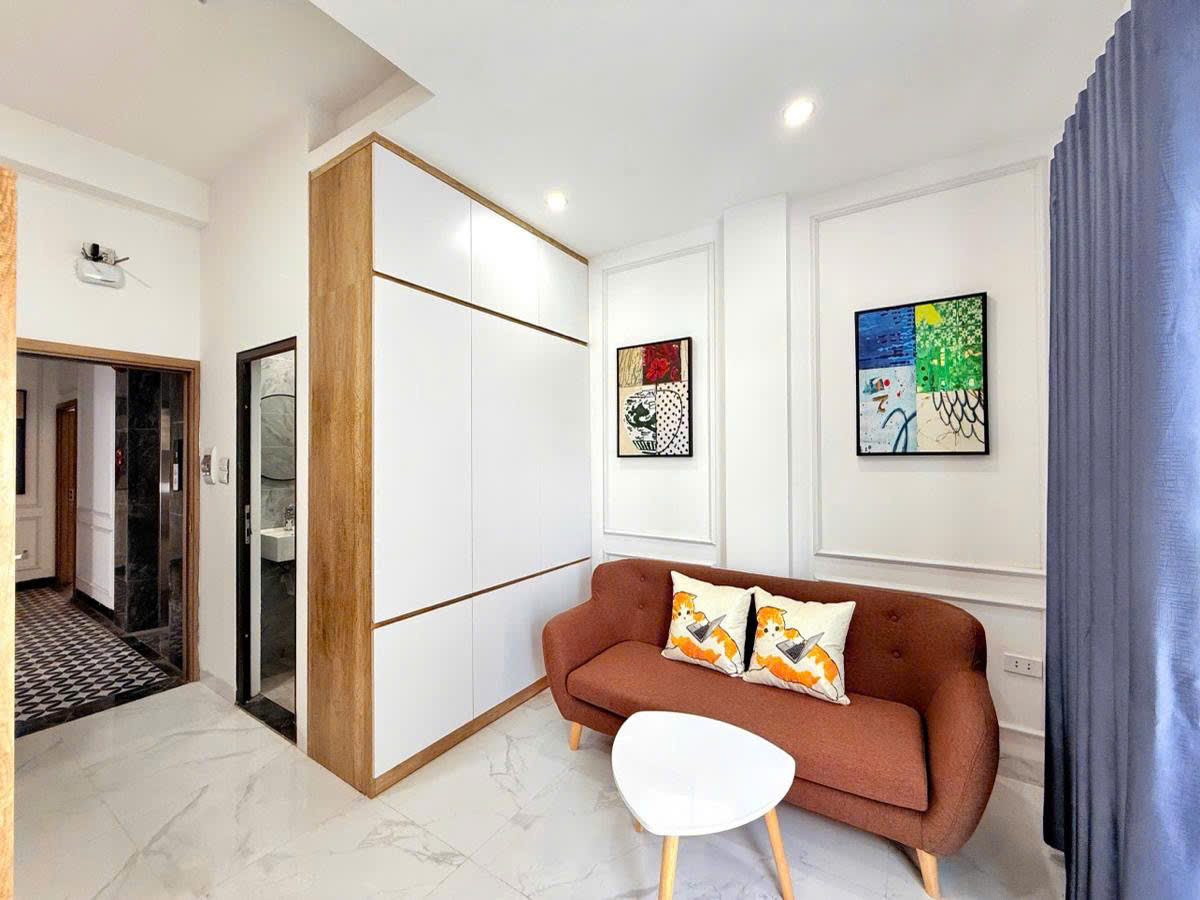 BÁN CCMN 8 TẦNG THANG MÁY - HAI MẶT THOÁNG - 18 PHÒNG FULL NỘI THẤT - DOANH THU 1.1 TỶ/NĂM