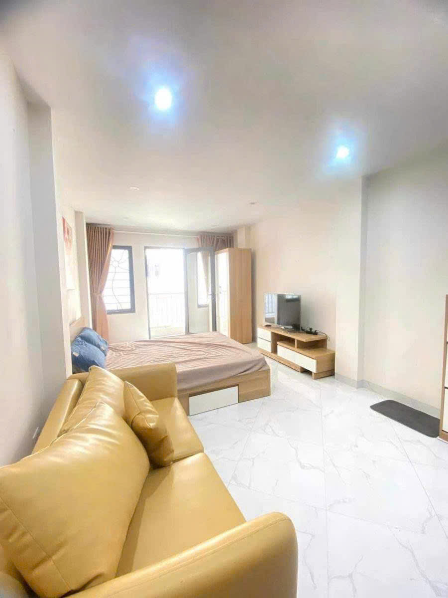 BÁN TOÀ CCMN MẶT NGÕ Ô TÔ PHỐ TÔN ĐỨC THẮNG - 7 TẦNG THANG MÁY - 12 PHÒNG KK - DÒNG TIỀN 70 TRIỆU/THÁNG