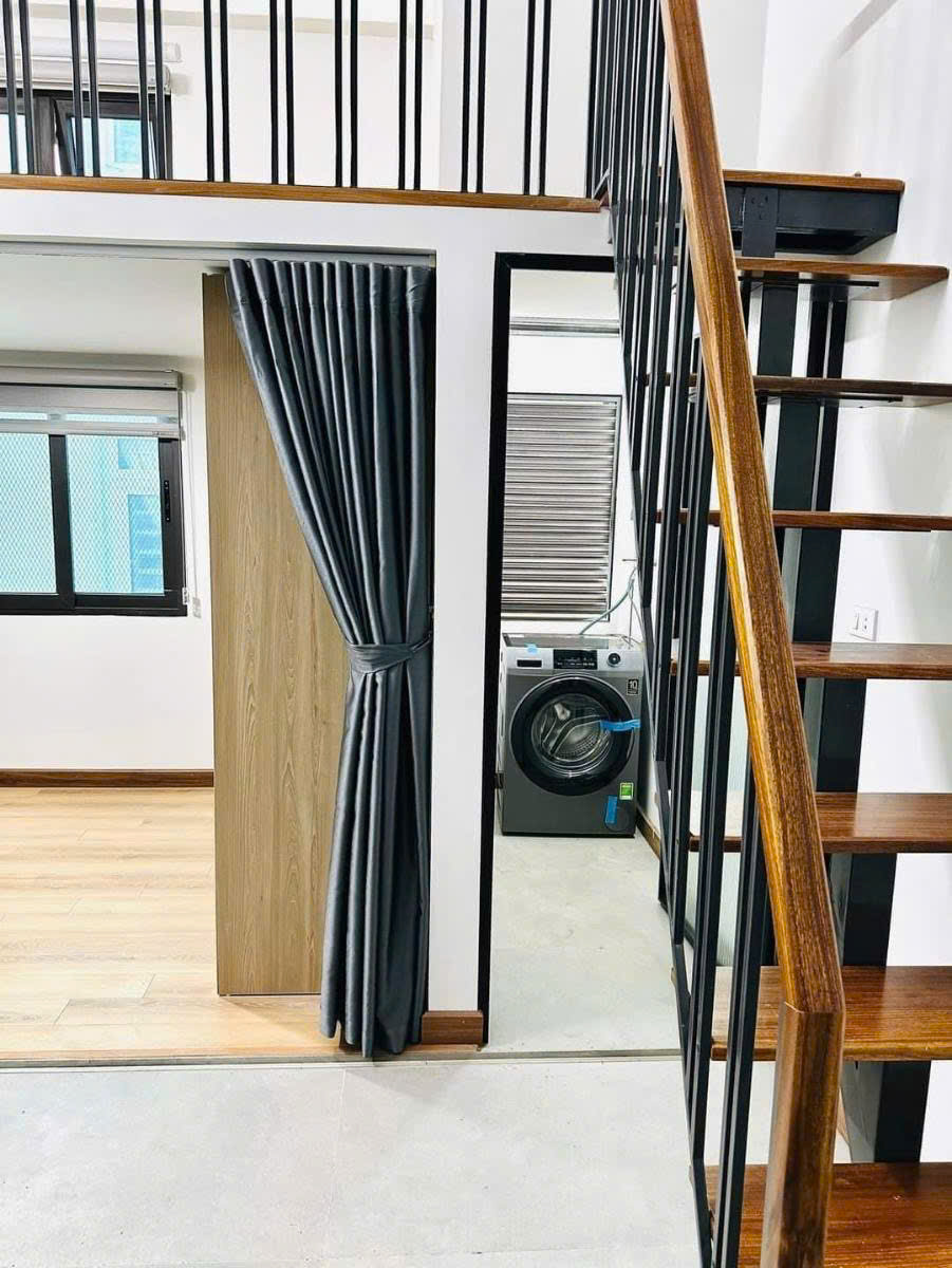 CHDV TRUNG TÂM CẦU GIẤY - 8 TẦNG THANG MÁY - 40M RA PHỐ - 36 CĂN HỘ FULL NỘI THẤT - DÒNG TIỀN 120TR/ THÁNG