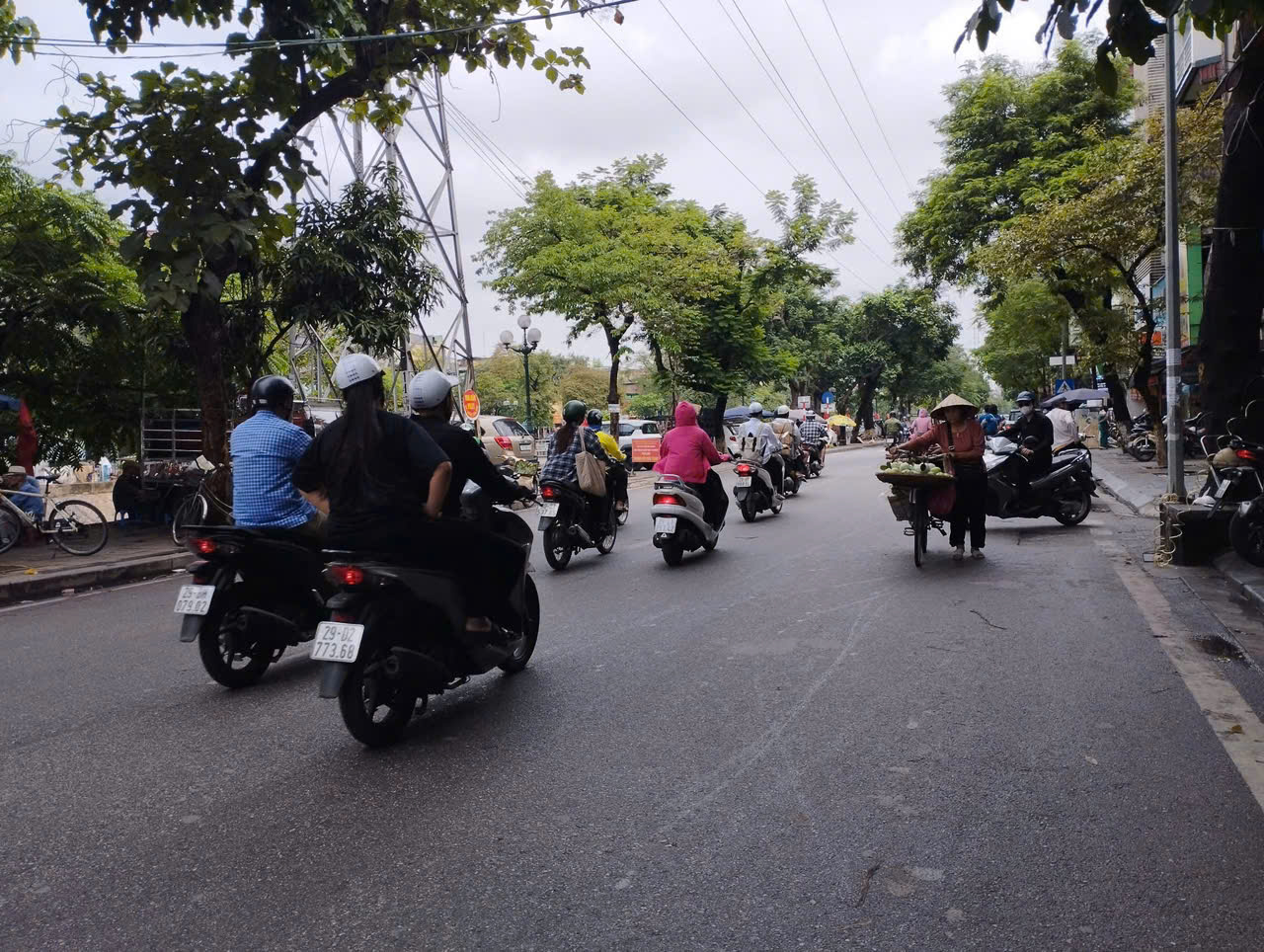 BÁN MẢNH ĐẤT MẶT PHỐ KIM NGƯU  VỈA HÈ - KINH DOANH - PHÙ HỢP XÂY BUILDING CHO THUÊ VĂN PHÒNG