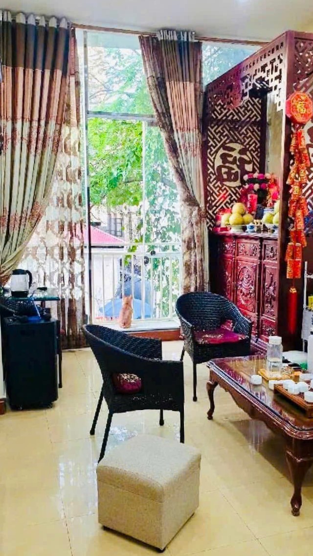 NHÀ MẶT PHỐ LÊ VĂN HƯU - LÔ GÓC 2 THOÁNG - 7 TẦNG - KINH DOANH VÔ ĐỊCH - NGAY SÁT TRUNG TÂM THƯƠNG MẠI CHỢ HÔM