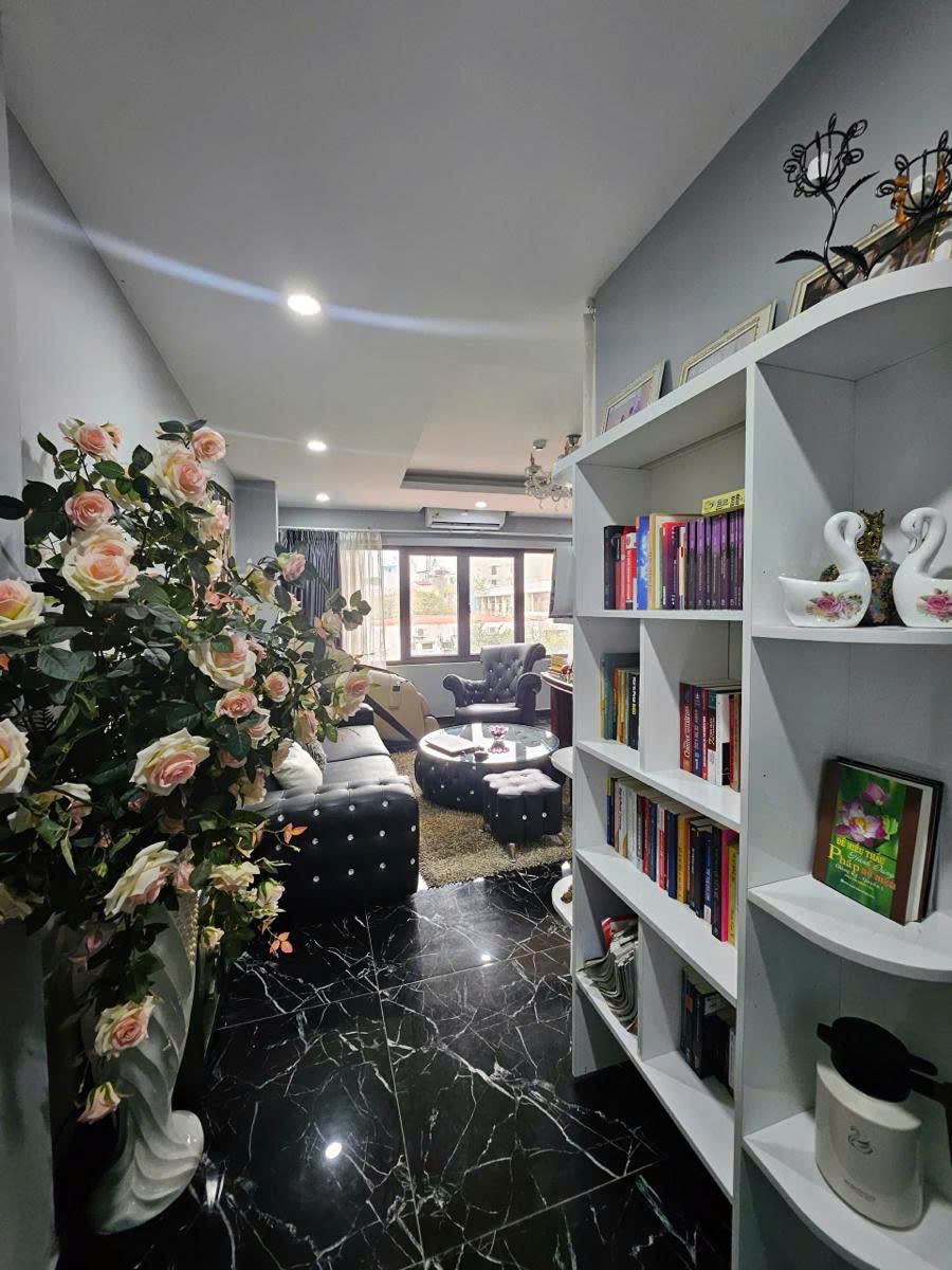 BÁN TOÀ NHÀ MẶT PHỐ VỌNG - VỈA HÈ - KINH DOANH - VĂN PHÒNG - 9 TẦNG - THÔNG SÀN - THANG MÁY - ĐẦY ĐỦ GPXD, PCCC