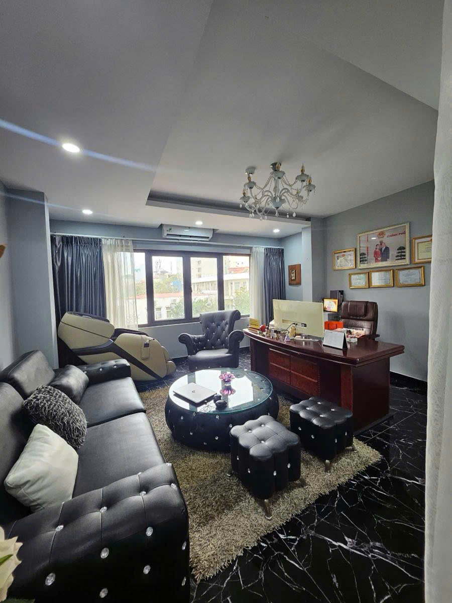 BÁN TOÀ NHÀ MẶT PHỐ VỌNG - VỈA HÈ - KINH DOANH - VĂN PHÒNG - 9 TẦNG - THÔNG SÀN - THANG MÁY - ĐẦY ĐỦ GPXD, PCCC