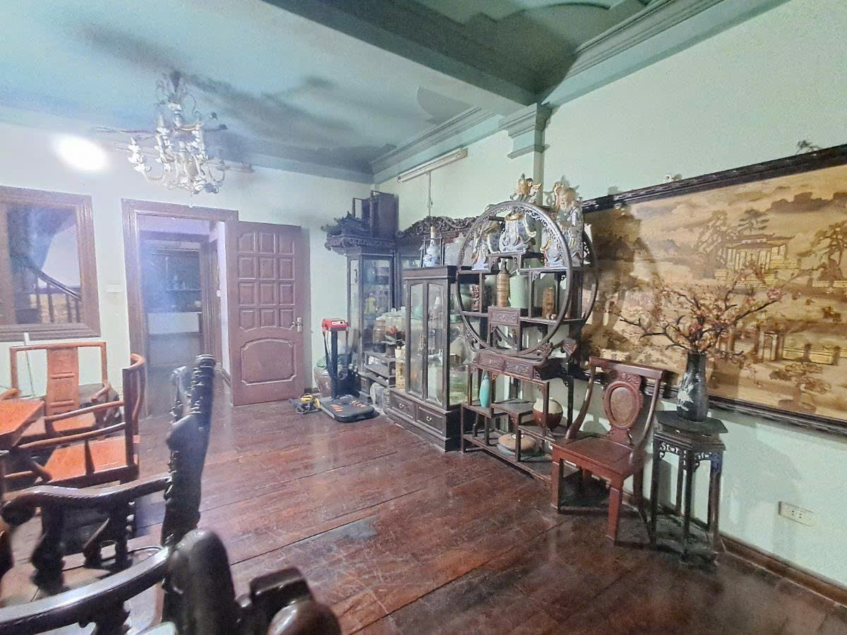 BÁN NHÀ MẶT PHỐ LÒ ĐÚC - KINH DOANH ĐỈNH - SẴN Ô CHỜ THANG MÁY - DÒNG TIỀN 70 TRIỆU/THÁNG