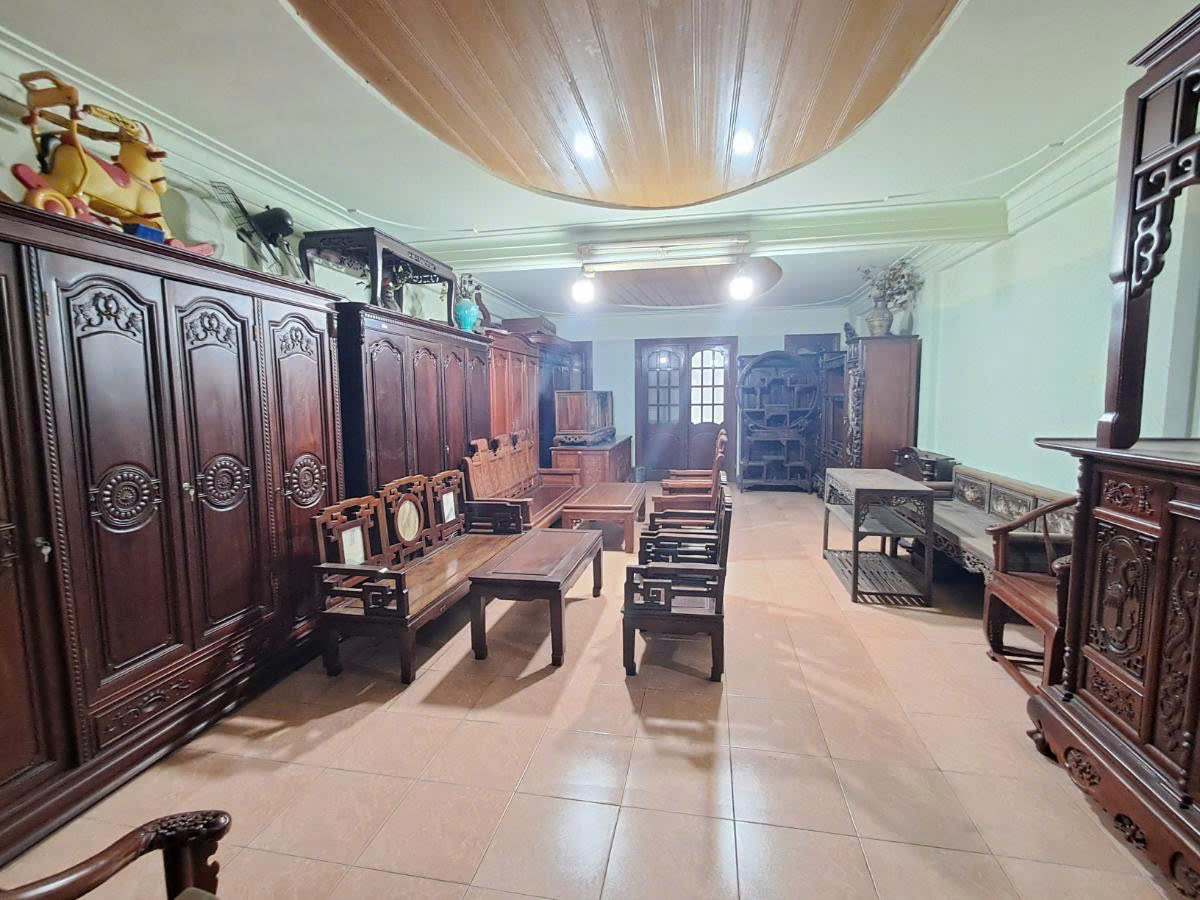 BÁN NHÀ MẶT PHỐ LÒ ĐÚC - KINH DOANH ĐỈNH - SẴN Ô CHỜ THANG MÁY - DÒNG TIỀN 70 TRIỆU/THÁNG