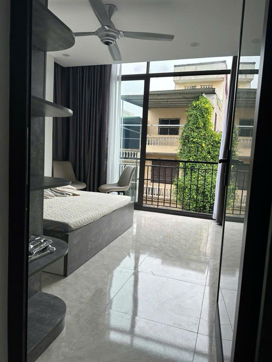 BÁN NHÀ MỚI TINH MẶT PHỐ BẠCH ĐẰNG - KINH DOANH ĐỈNH - 6 TẦNG FULL NỘI THẤT - MẶT TIỀN ĐÁ BÓNG - ĐẦY ĐỦ GPXD