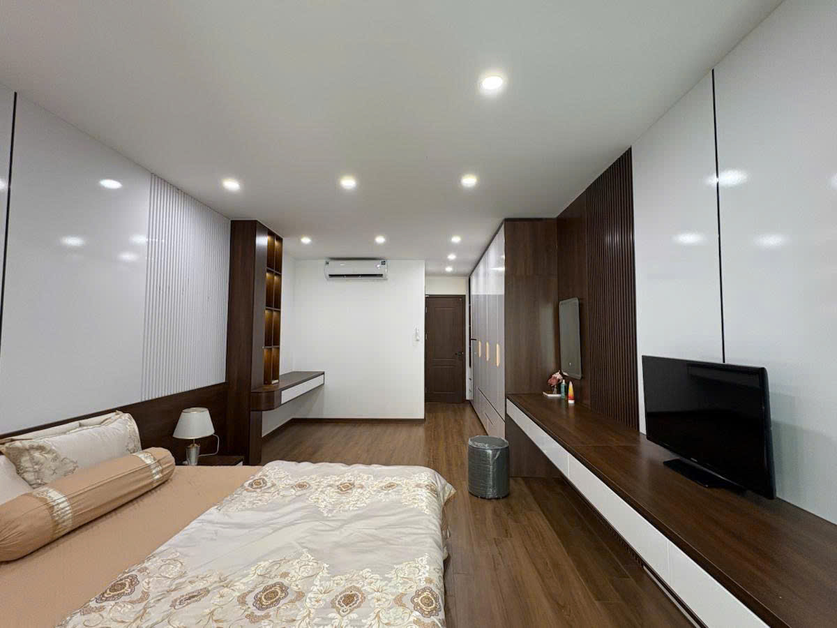 BÁN CĂN NHÀ MẶT PHỐ TRƯƠNG ĐỊNH - VỪA LÀM VĂN PHÒNG VỪA Ở - THANG MÁY - TẶNG FULL NỘI THẤT SỊN