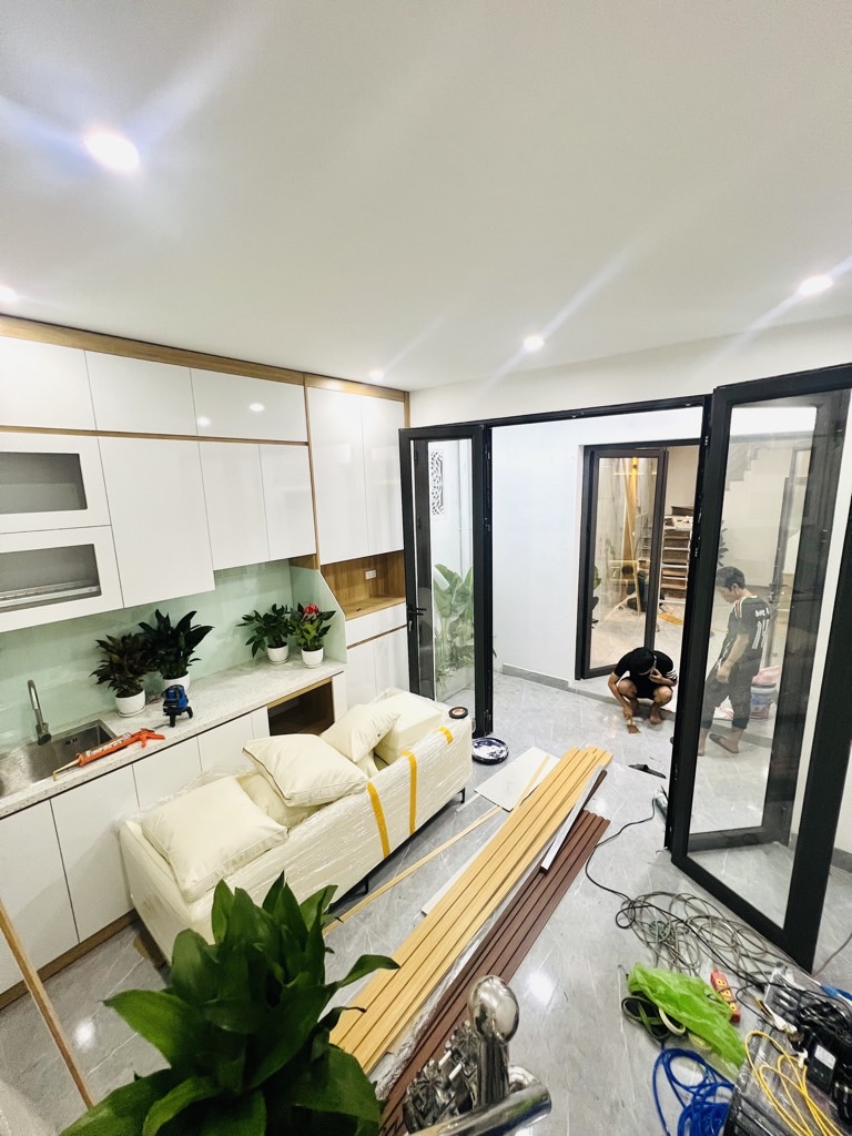 BÁN NHÀ RIÊNG PHỐ XÃ ĐÀN - MUA 1 TẶNG 2 - 4 TẦNG MỖI TẦNG 2 PHÒNG MỚI - TẶNG FULL NỘI THẤT 