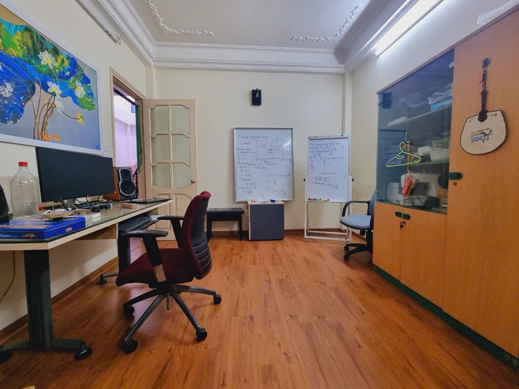 BÁN NHÀ DÂN XÂY PHỐ GIẢNG VÕ - 30M RA MẶT PHỐ - NGÕ 3M RỘNG THOÁNG - SỔ VUÔNG